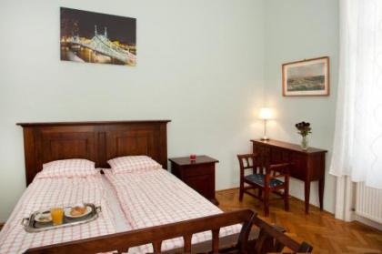 Liana-Luxury And Central Flat - image 13