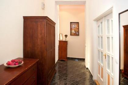 Liana-Luxury And Central Flat - image 18
