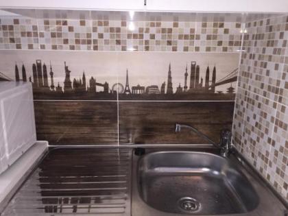 Omega Guesthouse Budapest - image 13