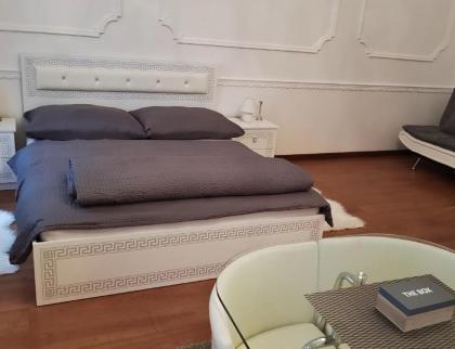 Ékszerdoboz A Budai Vár Alatt - image 16