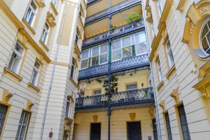 Dohany Design Apartments - image 7