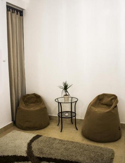 Travel Inn Apartments - image 8