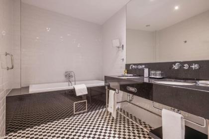 Eurostars Danube Budapest - image 9