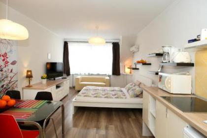Valentina Apartment in CityCenter - image 10