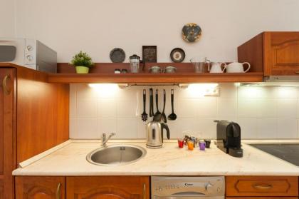 Liszt Ferenc Boutique Apartment - image 19