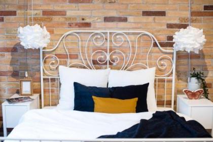 Charming Trees Apartment - image 7