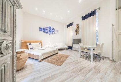 ATLANTA apartment is in the heart of Budapest - image 1