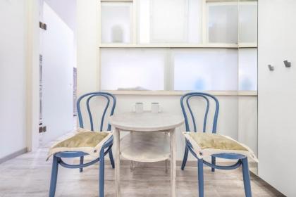 ATLANTA apartment is in the heart of Budapest - image 19