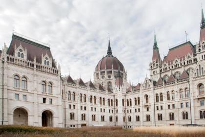 ATLANTA apartment is in the heart of Budapest - image 2