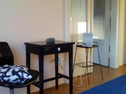 Bauhaus Astoria Hostel - image 20
