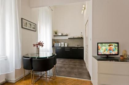 Balcony Apartment - image 12