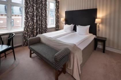 Hotel Mayfair - image 2