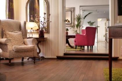 Hotel Mayfair - image 9