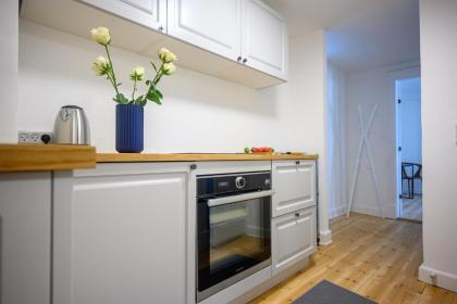 Cozy 1-bedroom apartment in the historical center of Copenhagen close to Tivoli - image 9