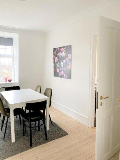 Hyggelig three-bedroom apartment in Copenhagen Osterbro - image 9