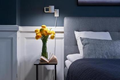 Sanders Leaves - Chic Three-Bedroom Apartment In Downtown Copenhagen - image 6