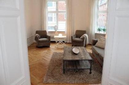 NEW 185m2 Apartment City centre next to Tivoli★ - image 2