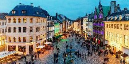NEW 102M apt. Heart of copenhagen Shopping street - image 19