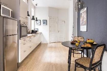 NEW 102M apt. Heart of copenhagen Shopping street - image 7