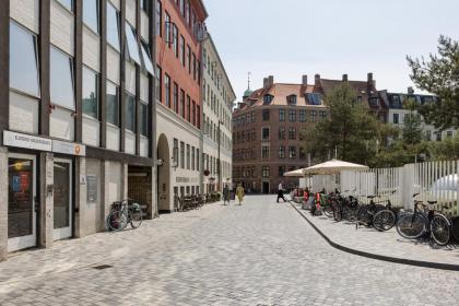 LUXURY Penthouse · Private Balcony · Heart of Copenhagen - image 28