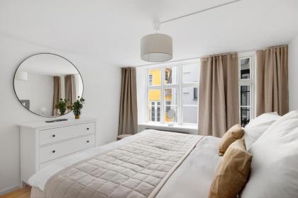 Sanders Regent - Popular Three-Bedroom Apartment Near Central Square - image 10