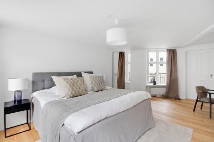 Sanders Regent - Popular Three-Bedroom Apartment Near Central Square - image 14
