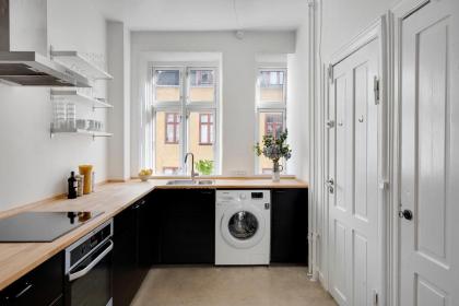 Sanders City - Nimble One-Bedroom Apartment In the Lovely Capital - image 15