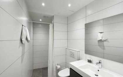 Family-Friendly 3BR Retreat - image 26