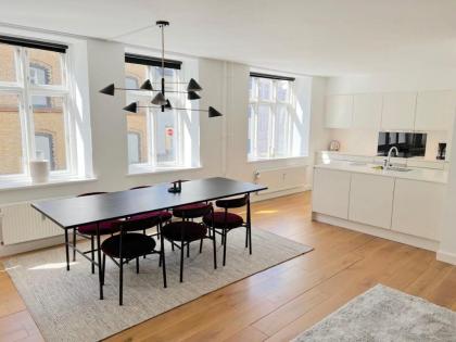 Spacious Apartment • Near the Harbour