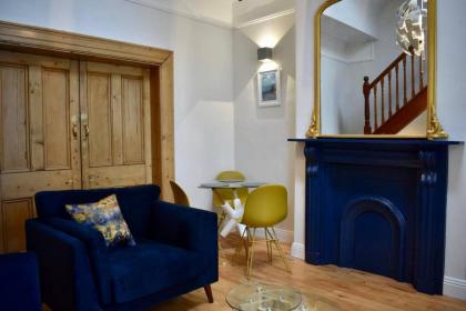 Modern 1 bedroom Apartment Close to the Centre - image 23