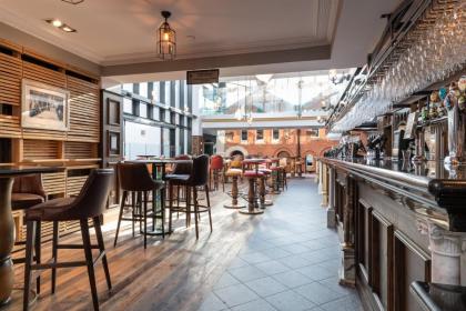 Keavan's Port Hotel  Dublin - image 30