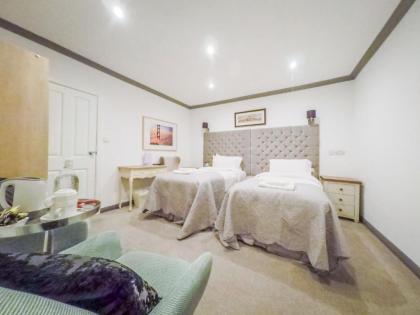 Allison House 17 - image 2