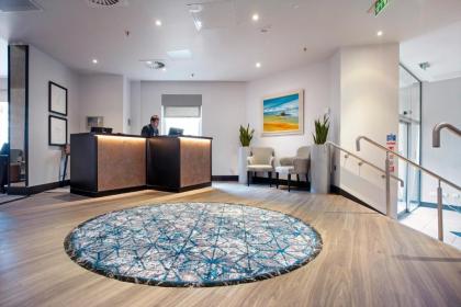 Ten Hill Place - image 20