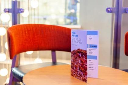 Holiday Inn Express Edinburgh - Royal Mile - image 10