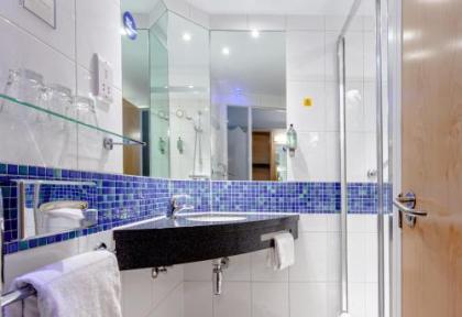 Holiday Inn Express Edinburgh - Royal Mile - image 19