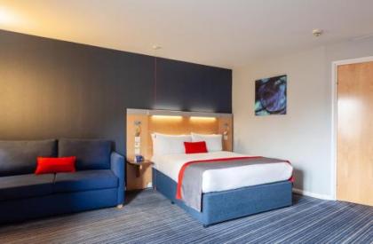 Holiday Inn Express Edinburgh - Royal Mile - image 8