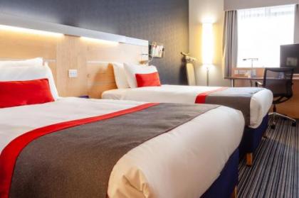 Holiday Inn Express Edinburgh - Royal Mile - image 9