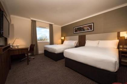 DoubleTree by Hilton Edinburgh Airport - image 10