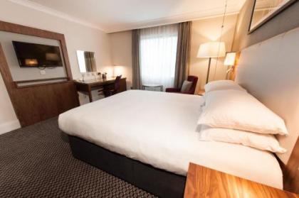DoubleTree by Hilton Edinburgh Airport - image 9