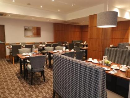 Best Western King'S Manor Hotel - image 10