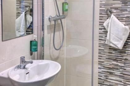 Best Western King'S Manor Hotel - image 16