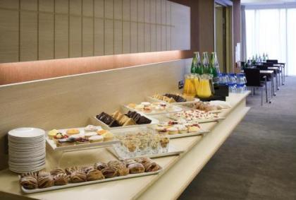 Novotel Edinburgh Park - image 20