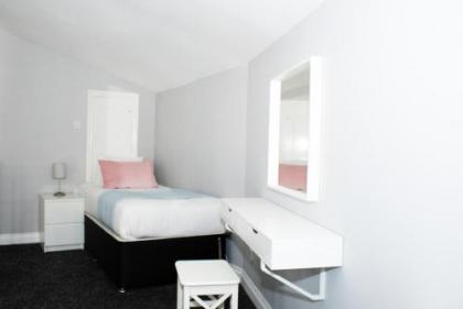 Royal Mile Accommodation - image 18