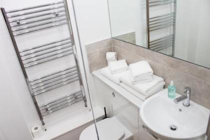 Edinburgh Playhouse Apartments - image 13