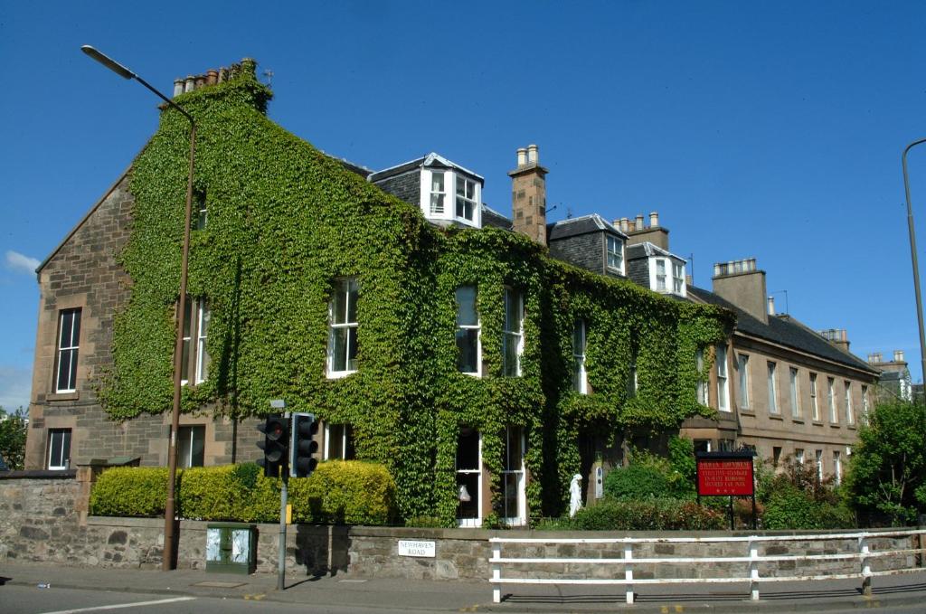 A-Haven Townhouse Hotel - image 4