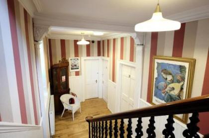 Balmore Guest House - image 16