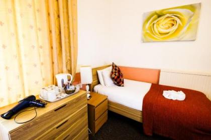 Balmore Guest House - image 17