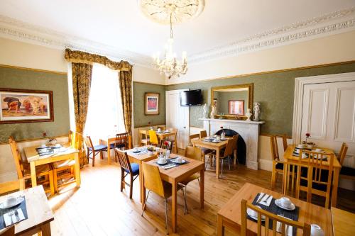 Balmore Guest House - image 6