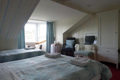 Ashgrove House - image 19