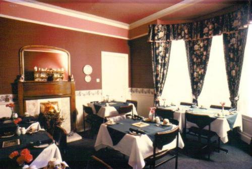 Murrayfield Park Guest House - image 4